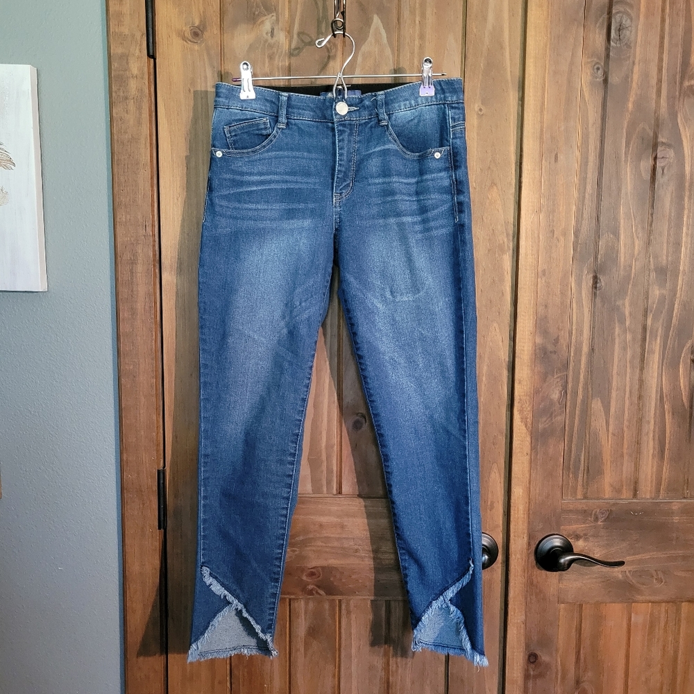Democracy Absolution Tulip Hem Ankle jeans